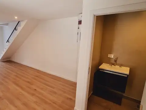 Depto Tipo Casa 3 ambientes con 1 baño