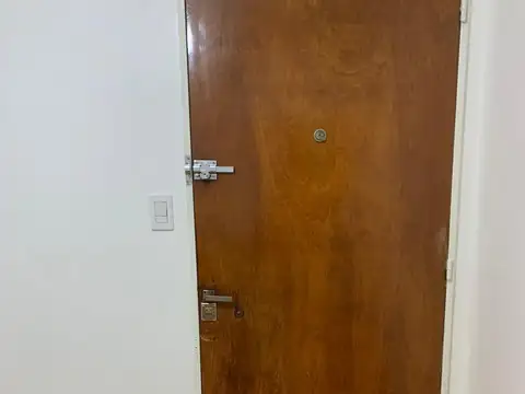 Luis Maria Drago 100, Piso 4
