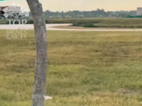 Terreno en Venta en Puertos - Barrio Amarras, USD 180.000