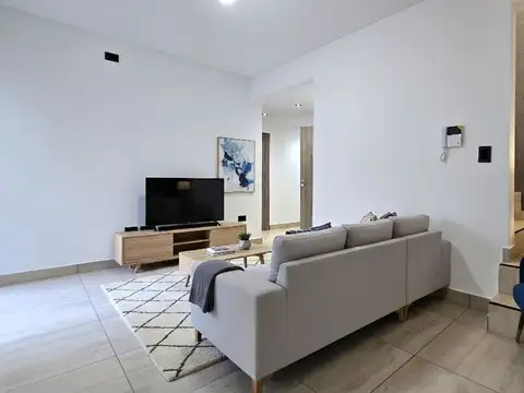 Depto Tipo Casa 3 ambientes con 1 baño