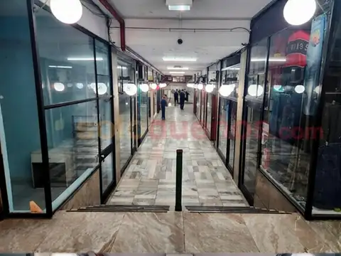 Local en Venta 35 años