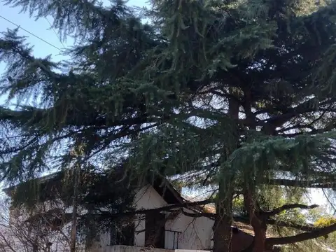 Castelar norte venta chalet ideal para actualizar