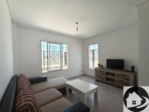 OPORTUNIDAD Casa en venta de 4 dormitorios c/ cochera en San Vicente