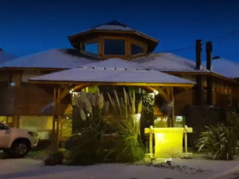 Hotel - Venta - Argentina, Esquel - Avda. Ameghino 1883