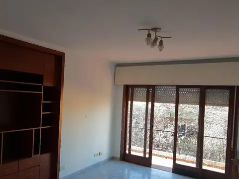 Excelente 3 Amb, Amplio Balcón Corrido, Baja Expensa