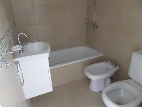 Departamento 3 ambientes con 1 baño