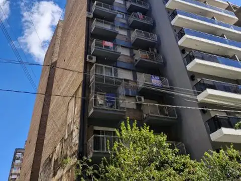 San Martin al 500 (Departamento 1 dormitorio C/Balcón)