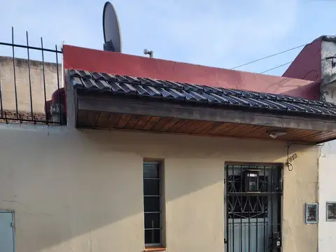 Depto Tipo Casa en Alquiler de 2 ambientes