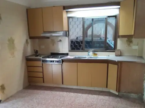 Casa 4 ambientes en venta FINANCIACIÓN en Jose Leon Suarez