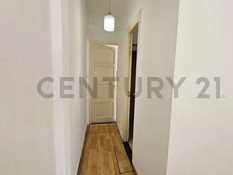 Venta PH 2 ambientes con balcón en caballito
