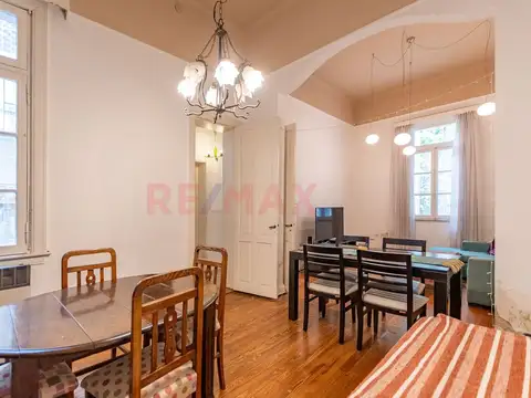 VENTA - Casa 4 ambientes c/ patio -  Liniers