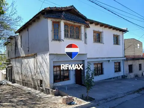 VENTA CASA CON 5 DEPARTAMENTOS INDEPENDIENTES