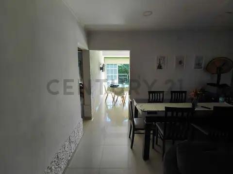 VENTA CASA 3 AMBIENTES + COCHERA QUILMES OESTE