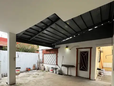 RETASADA - OPORTUNIDAD CASA APTA DOS FAMILIAS EN VENTA SOBRE GOLETA ESPORA 6500