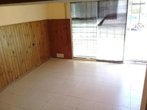 Local en Alquiler en Zarate, $ 450.000