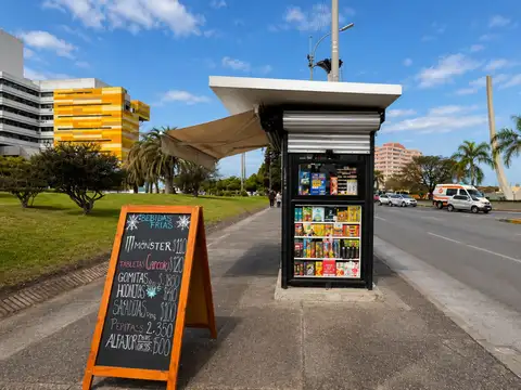 SE VENDE QUIOSCO EN NUEVO CENTRO