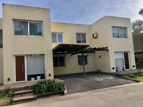 CALIFORNIA VILLAGE,  PILAR,  APTO CREDITO HIPOTECARIO