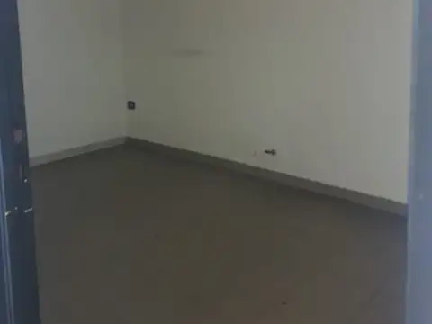 Local en Alquiler en Flores, $ 950.000