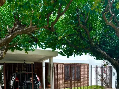 CASA 3 AMBIENTES EN QUILMES OESTE