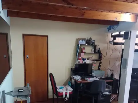 EXCELENTE CASA EN RAMOS MEJÍA