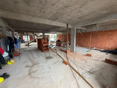 DEPARTAMENTO EN  COMPLEJO DE 7 UNIDADES