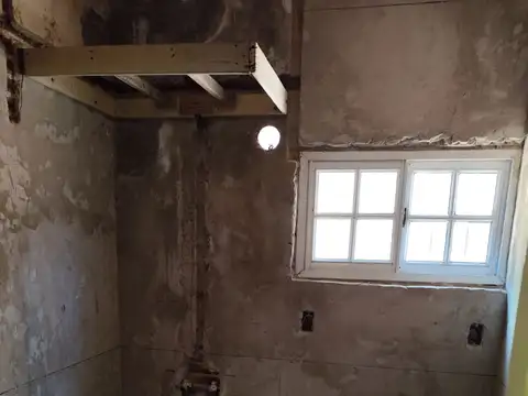 Casa 3 ambientes con 2 baños