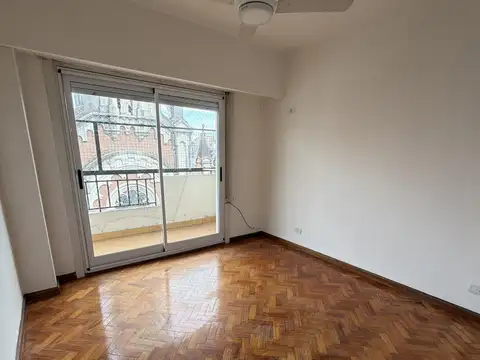 Departamento 7 ambientes con 4 baños