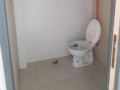 LOCAL EN VENTA HAEDO AVENIDA GAONA METRO BUS - DOBLE ALTURA