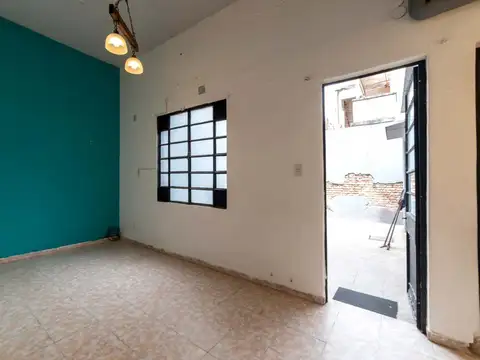 CASA EN VENTA  LANUS OESTE ( APTO CREDITO)