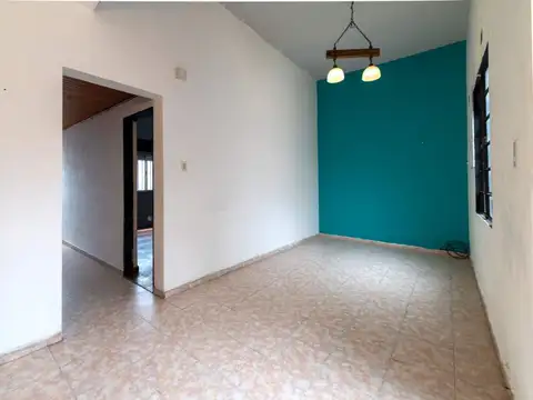 CASA EN VENTA  LANUS OESTE ( APTO CREDITO)