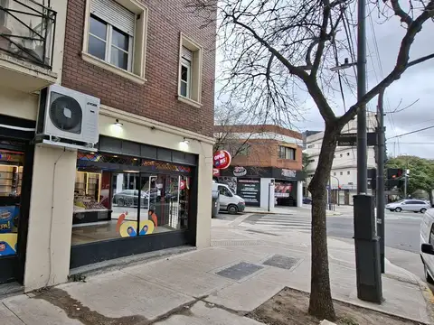 Local en Alquiler en Chacarita, $ 2.700.000