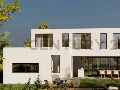 Casa en Venta con 4 cocheras
