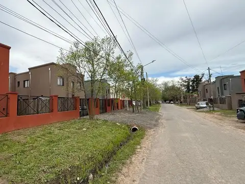 Depto Tipo Casa en Venta de 2 dormitorios