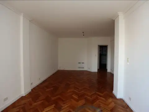 Avenida Del Libertador 100, Piso 8