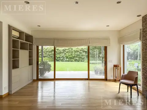 Casa en Venta al Oeste