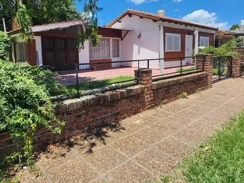 Juarez Celman esquina Independencia 100