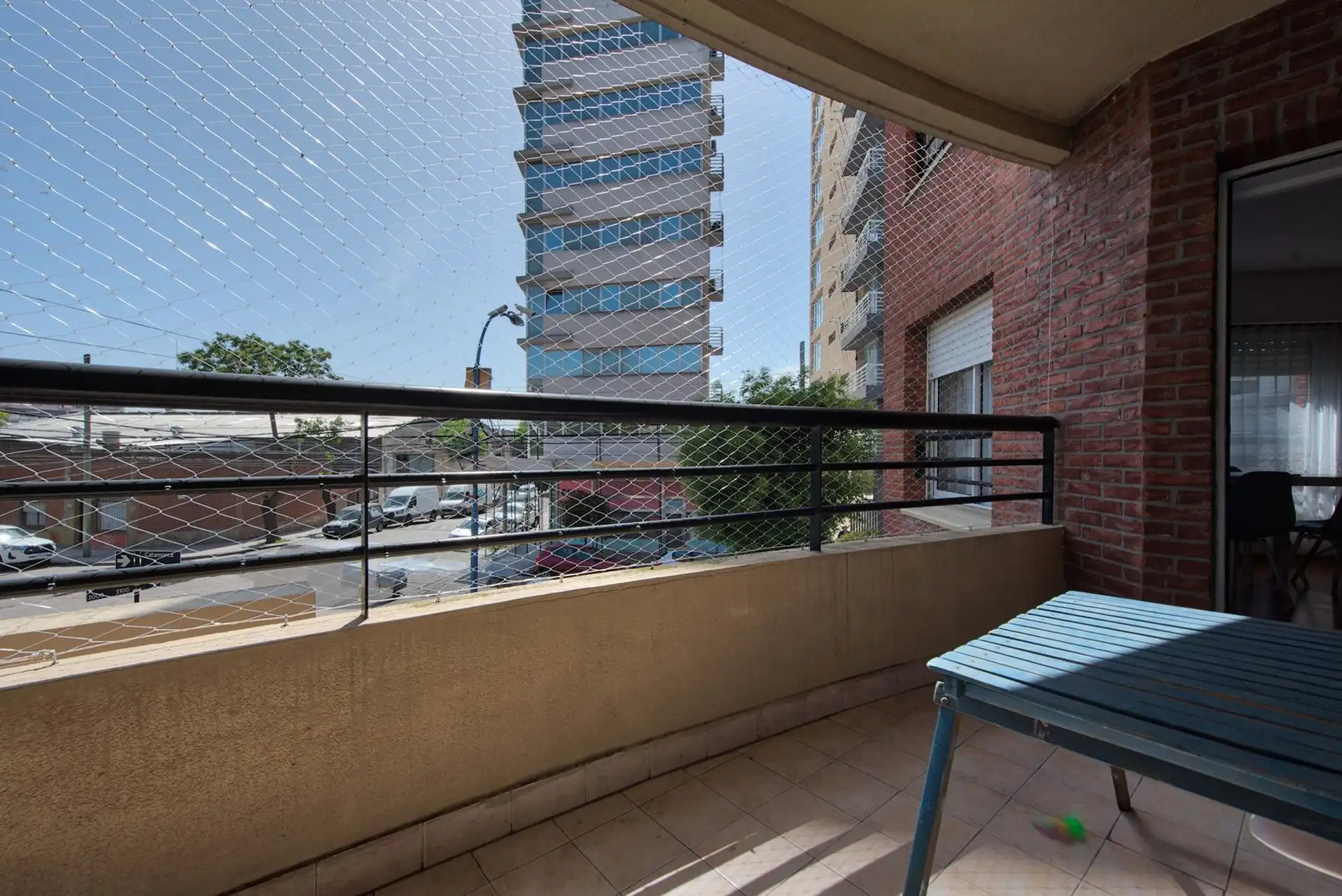 Departamento de 2 ambientes con amplio balcón al frente