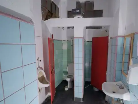 Local en Venta 80 años