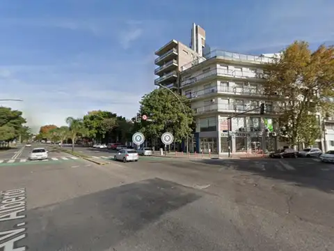 Harding  al 800 Piso 3 - Unidad C
