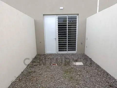 Intendente Gimenez 1600, Piso 0