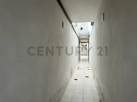 EN VENTA PH 3 ambientes con patio en Monte Chingolo