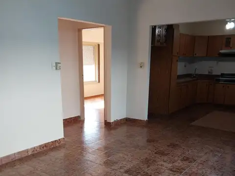 Depto Tipo Casa en Alquiler con 1 cocheras