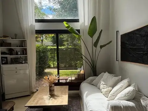 Departamento en Alquiler con 1 cocheras