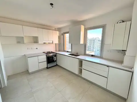 Departamento 4 ambientes con 3 baños
