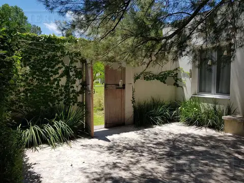 Casa en Alquiler de 3 dormitorios