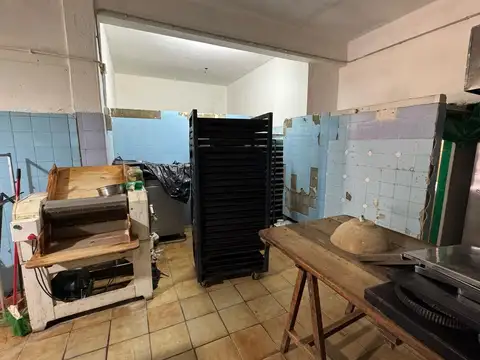 Local en Venta 35 años