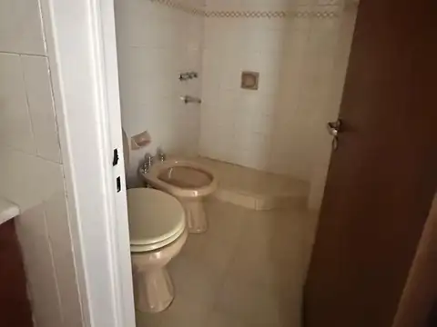 SE ALQUILA DEPARTAMENTO 3 DORM.- PARQUE LAS HERAS