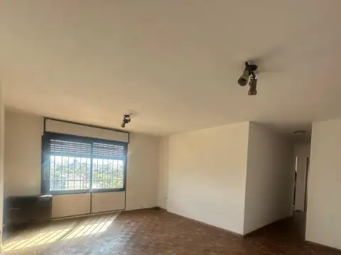 Departamento en Alquiler de 4 ambientes