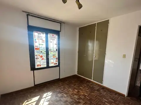 Departamento 4 ambientes con 1 baño