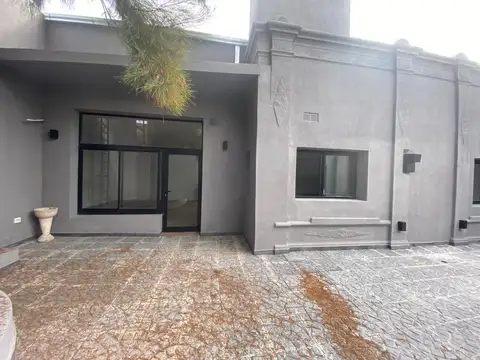 Depto Tipo Casa en Venta de 5 ambientes